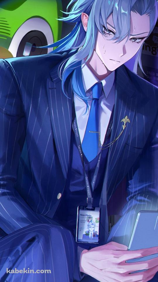 スマホを見るスーツを着たヌヴィレット / 原神のAndroidの壁紙(540px x 960px) スマホ用