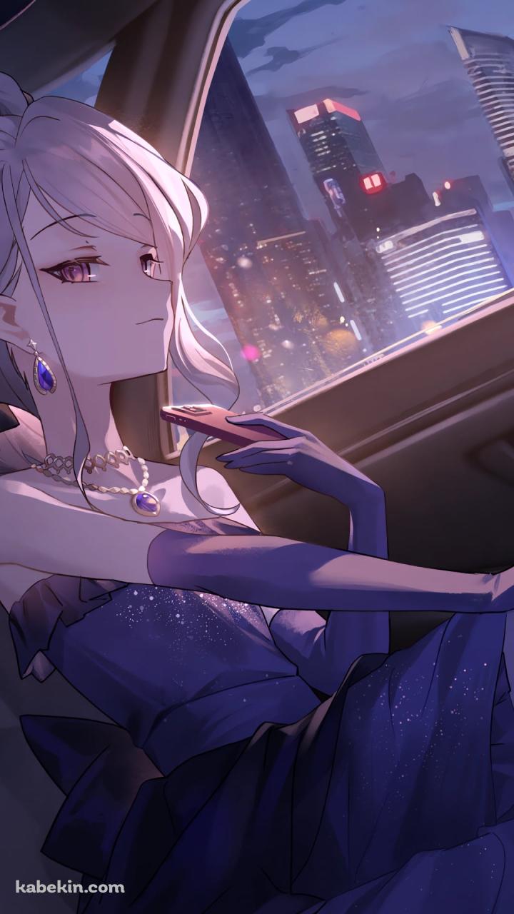 車の後部座席に座ったドレスを着た空崎ヒナ / ブルーアーカイブのAndroidの壁紙(720px x 1280px) スマホ用