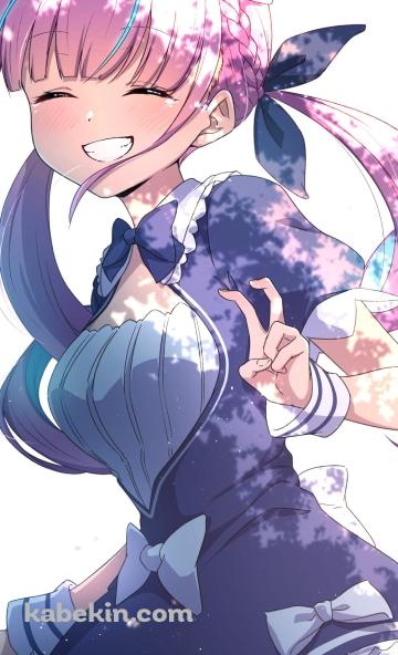 左手でピースをする笑顔の湊あくあ / ホロライブ / バーチャルYouTuberのAndroidの壁紙(360px x 592px) スマホ用