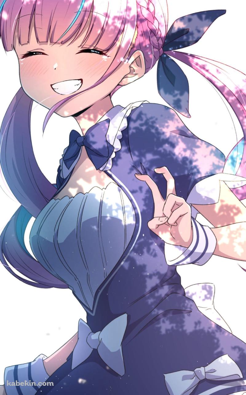 左手でピースをする笑顔の湊あくあ / ホロライブ / バーチャルYouTuberのAndroidの壁紙(800px x 1280px) スマホ用