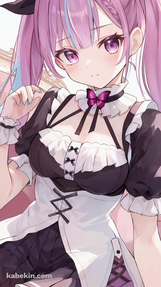 メイド姿の湊あくあ / ピンクの椅子 / ホロライブ / バーチャルYouTuber / VtuberのAndroidの壁紙(540px x 960px) スマホ用