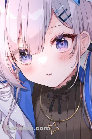 頬を赤らめる天音かなた / ホロライブ / バーチャルYouTuber / VtuberのAndroidの壁紙(320px x 480px) スマホ用