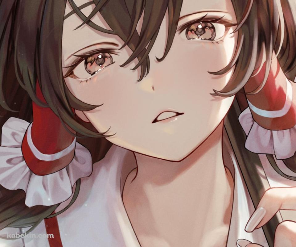 虚ろな表情の博麗霊夢 / 大きな赤いリボン / 東方のAndroidの壁紙(960px x 800px) スマホ用