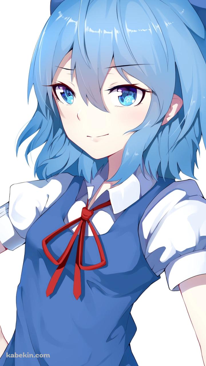 腰に手をあてて微笑むチルノ / 東方のAndroidの壁紙(720px x 1280px) スマホ用