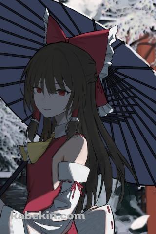 和傘をさす博麗霊夢 / 鳥居 / 東方のAndroidの壁紙(320px x 480px) スマホ用