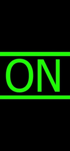 電源ONのiPhone / スマホ壁紙