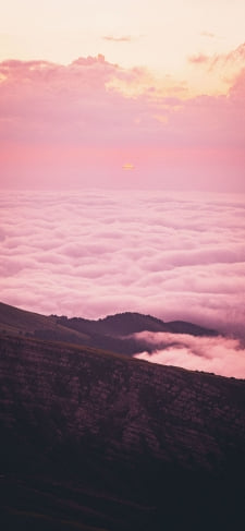 ピンクの雲海のiPhone / スマホ壁紙