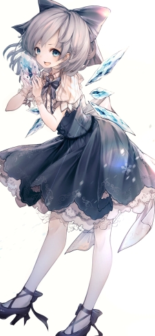 宝石を持つ笑顔のチルノ / 東方のiPhone / スマホ壁紙