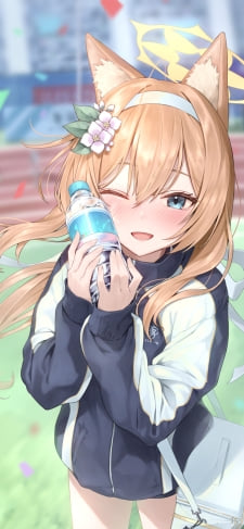 水に頬擦りをするかわいい伊落マリー / ジャージ / 体操服 / ブルアカ / ブルーアーカイブ / ファンアート / イラストのiPhone / スマホ壁紙