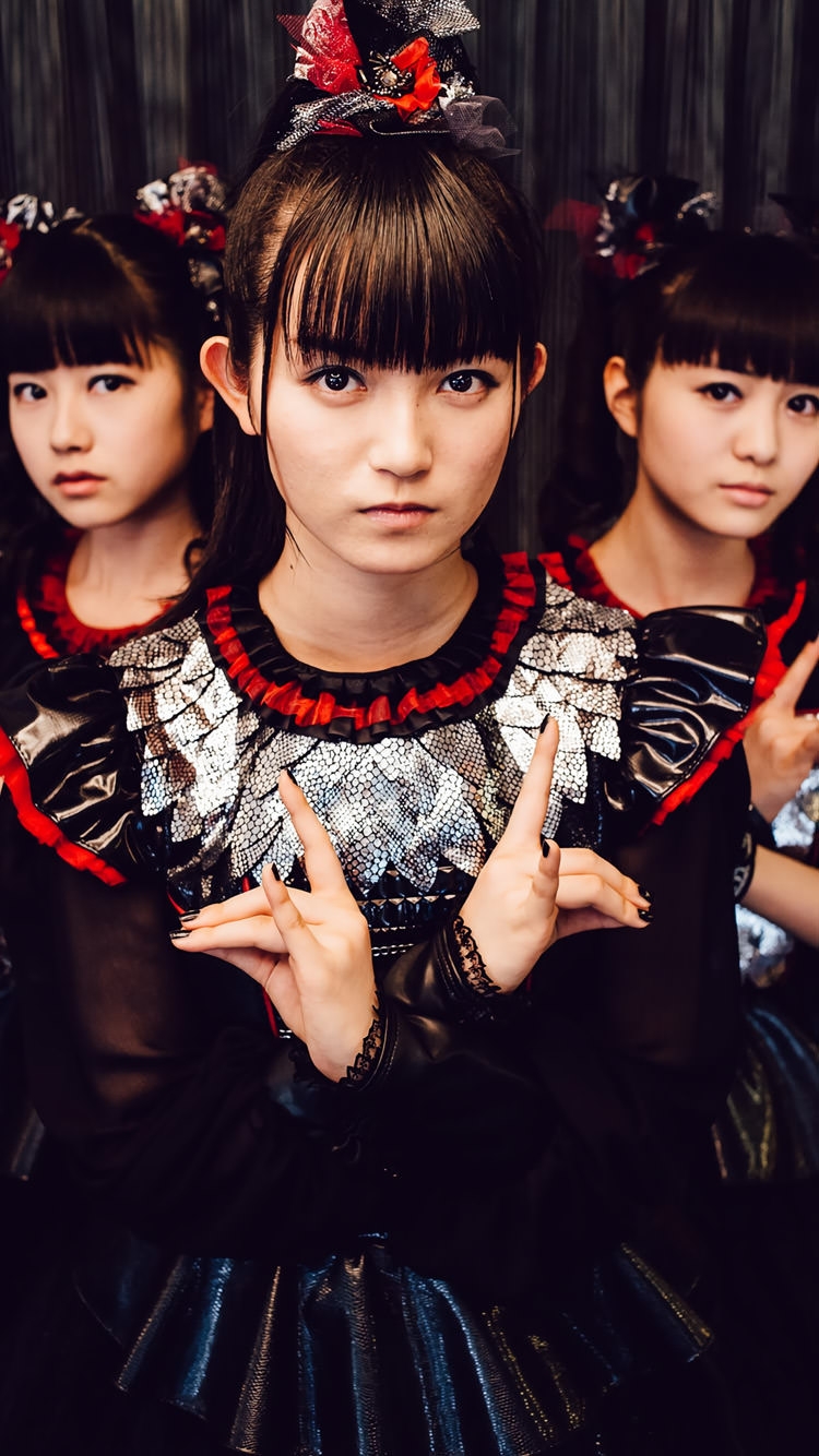 Babymetal 狐の750 x 1334 / スマホ壁紙