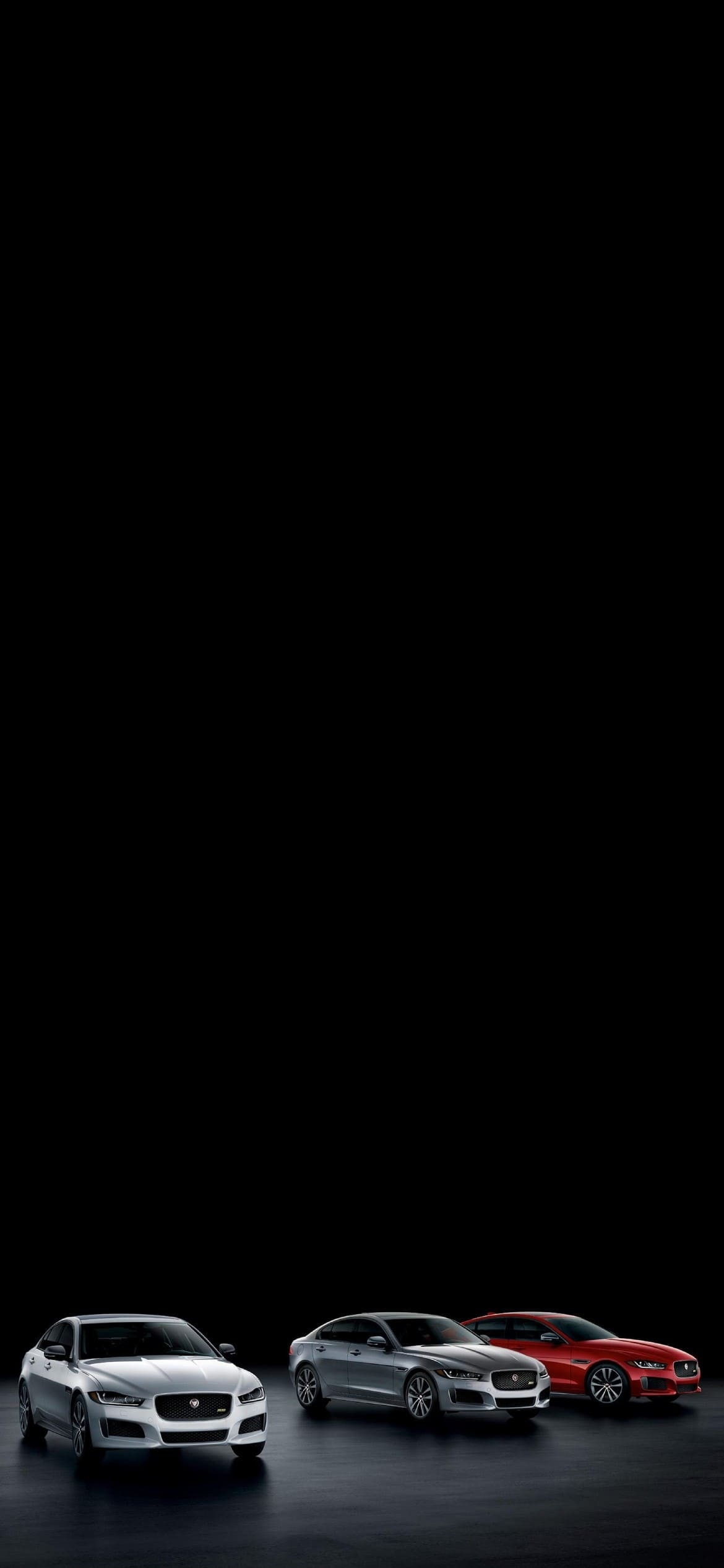 ジャガー XEの1170 x 2532 / スマホ壁紙