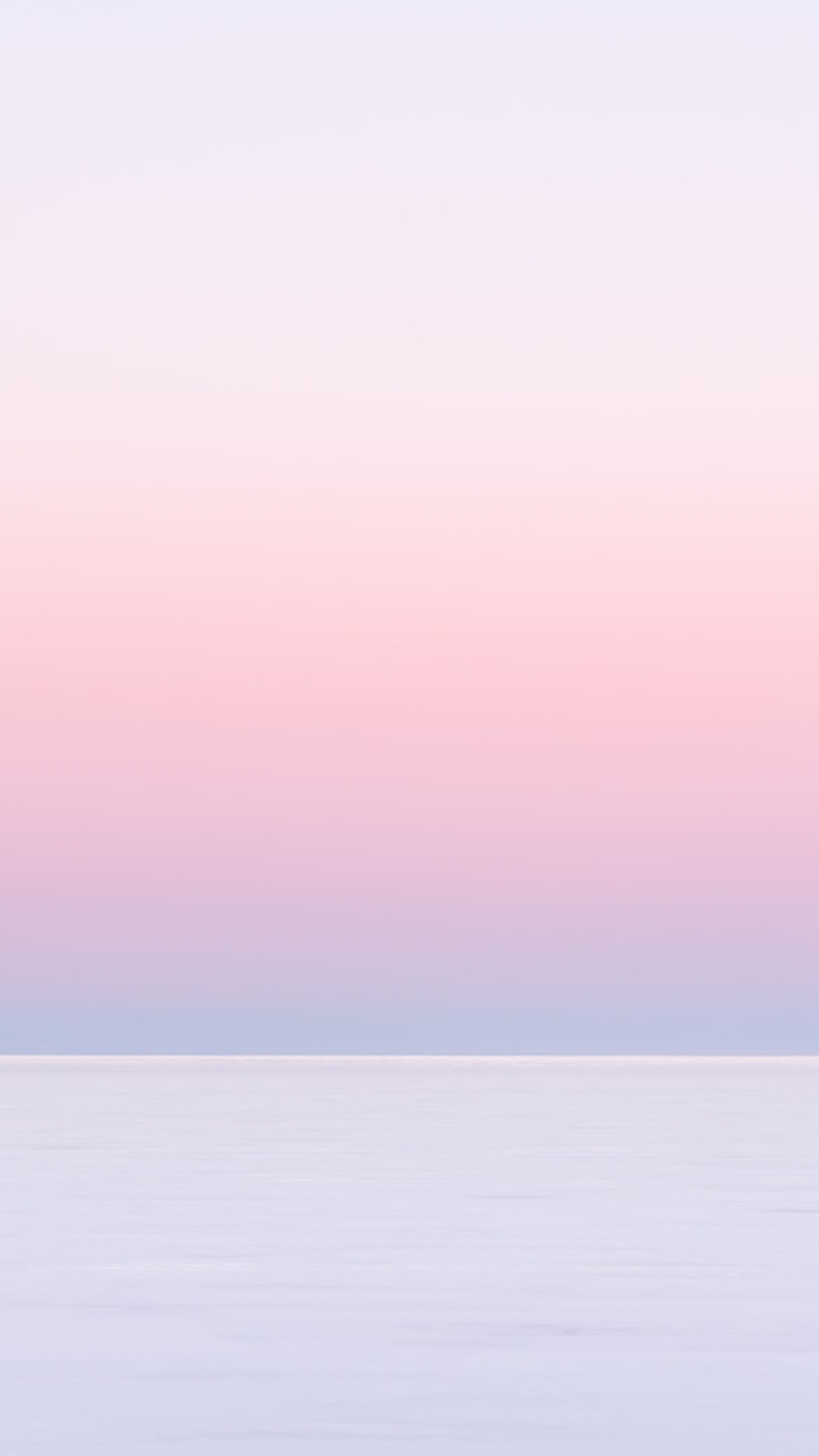 淡いピンク・紫のグラデーションの空の750 x 1334 / スマホ壁紙