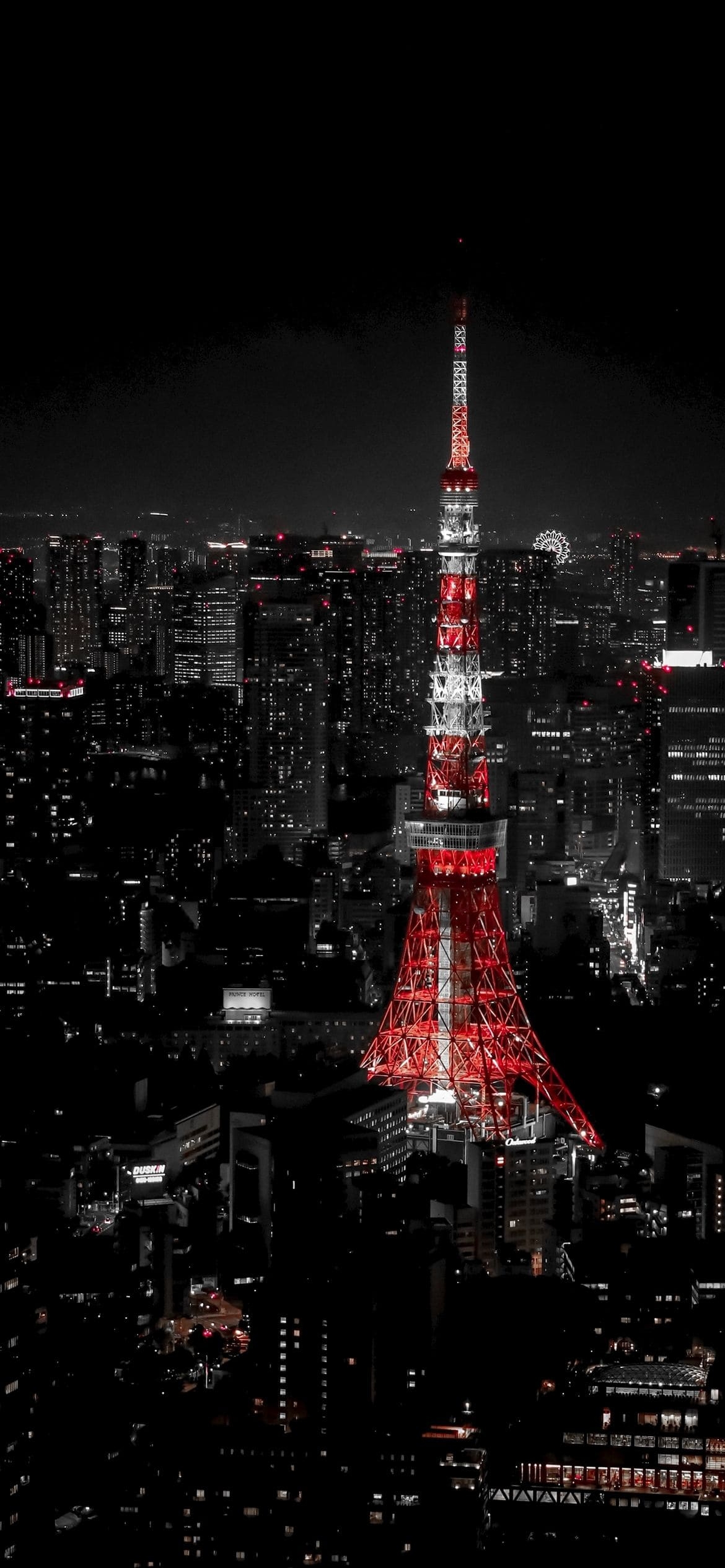 夜の東京タワーの1170 x 2532 / スマホ壁紙