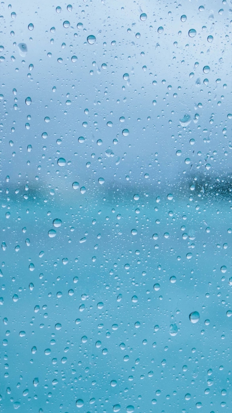 青いガラス 沢山の水滴の750 x 1334 / スマホ壁紙