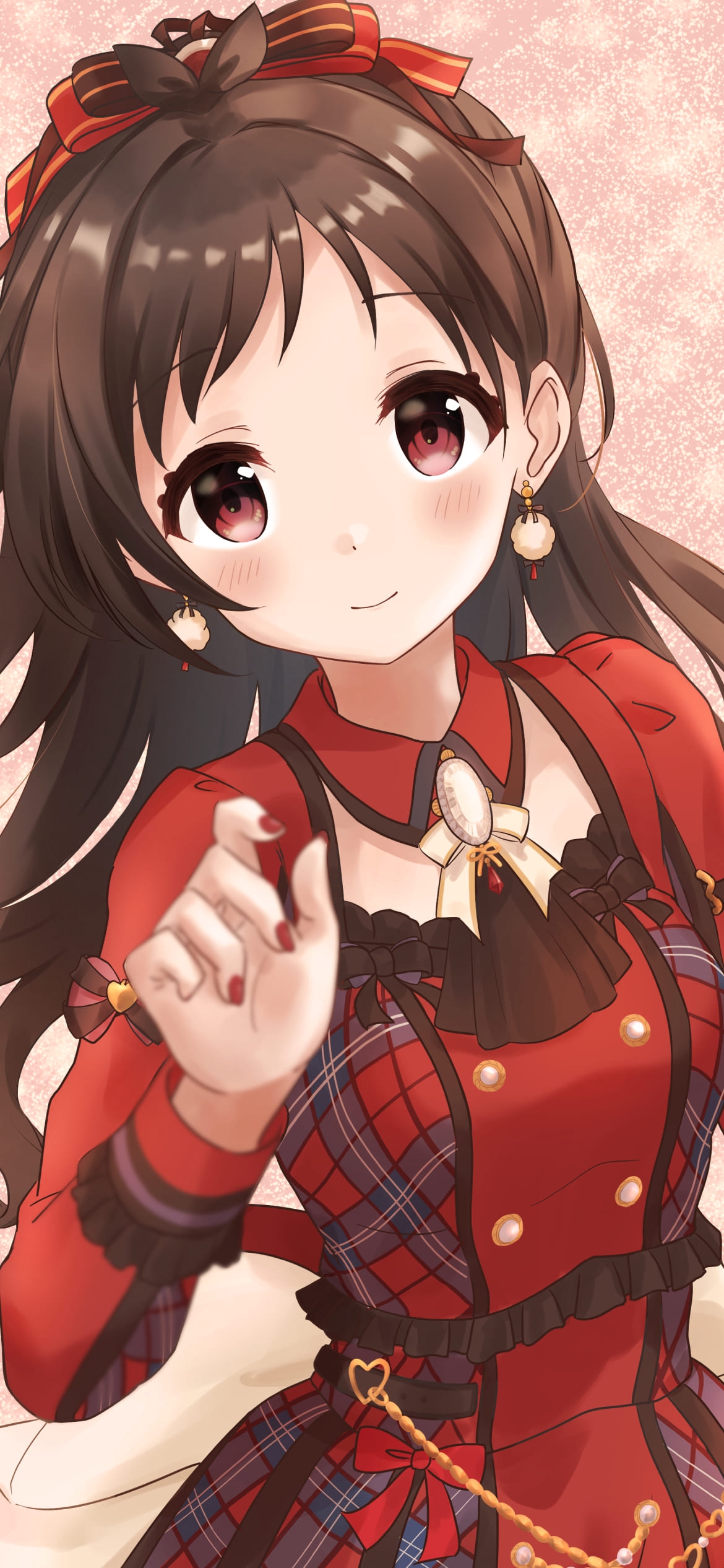 赤いチェックの衣装を着るかわいい辻野あかり / アイマス / アイドルマスターシンデレラガールズの1170 x 2532 / スマホ壁紙