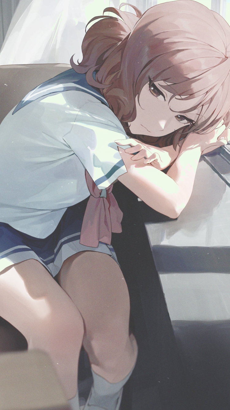 窓辺でけだるそうにこちらを見る黄前久美子 / 響け!ユーフォニアムの750 x 1334 / スマホ壁紙