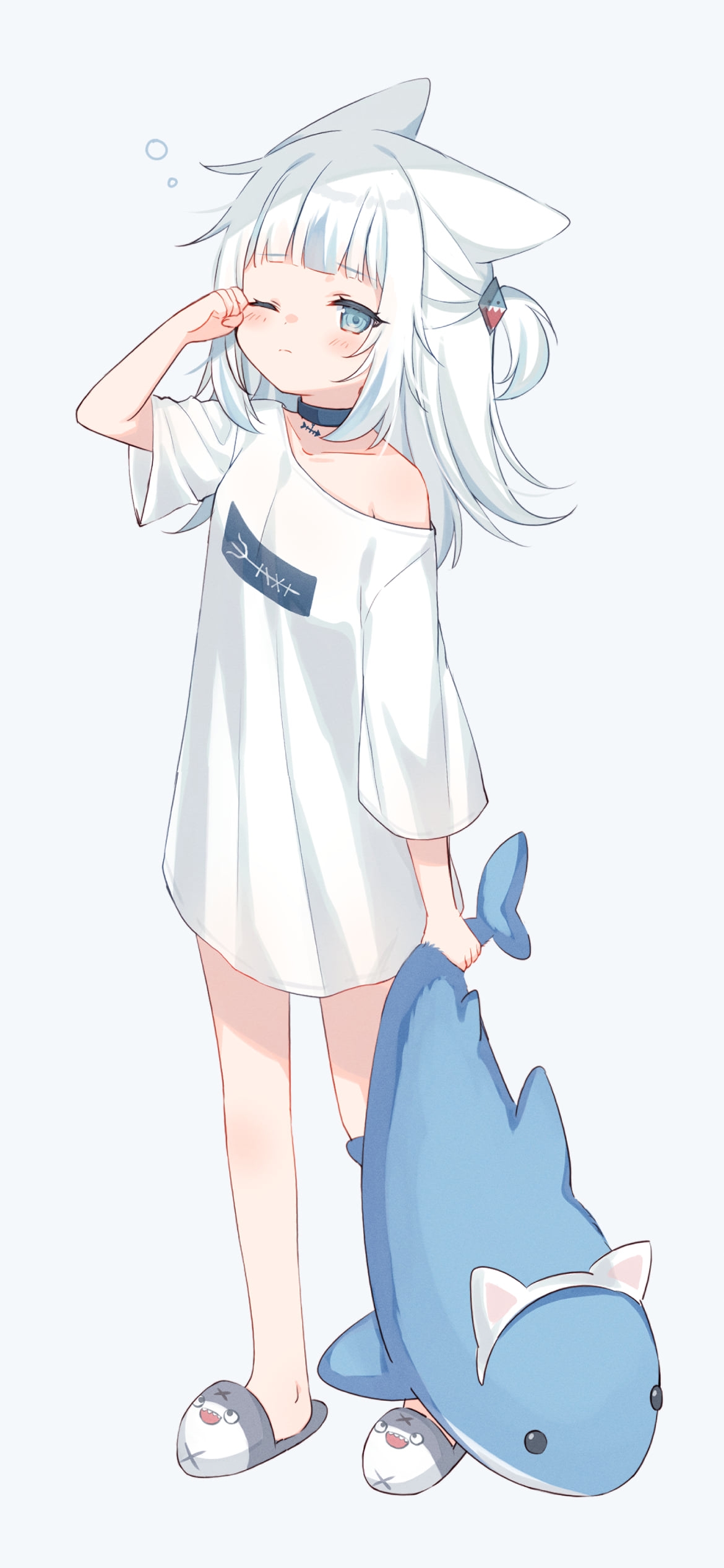 鮫のぬいぐるみを持つ眠そうな可愛いがうる・ぐら / ホロライブ / バーチャルYouTuber / Vtuberの1170 x 2532 / スマホ壁紙