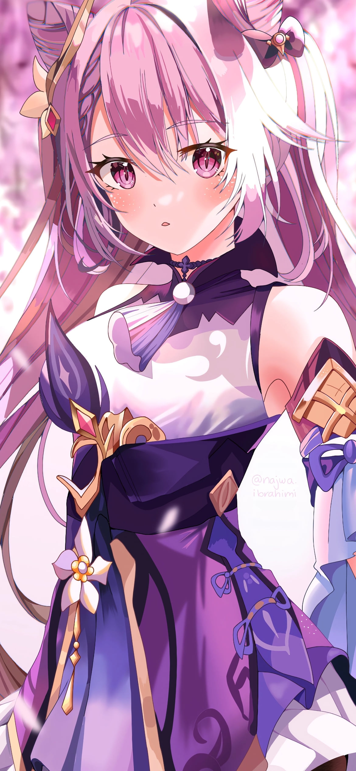 藤の花と立ち尽くす刻晴 / 原神の1170 x 2532 / スマホ壁紙