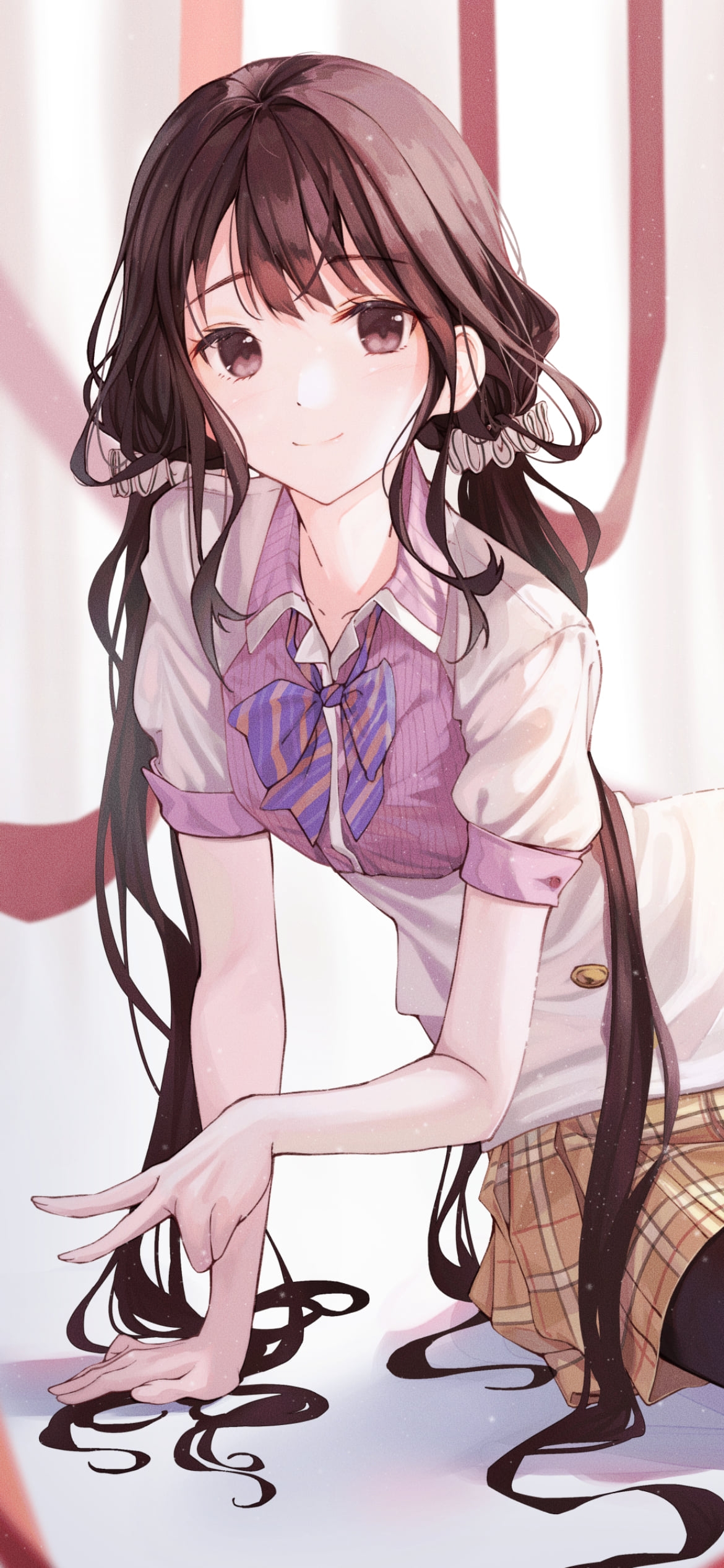 ピースをする綺麗な安達垣愛姫（あだがき あき） / 政宗くんのリベンジの1170 x 2532 / スマホ壁紙