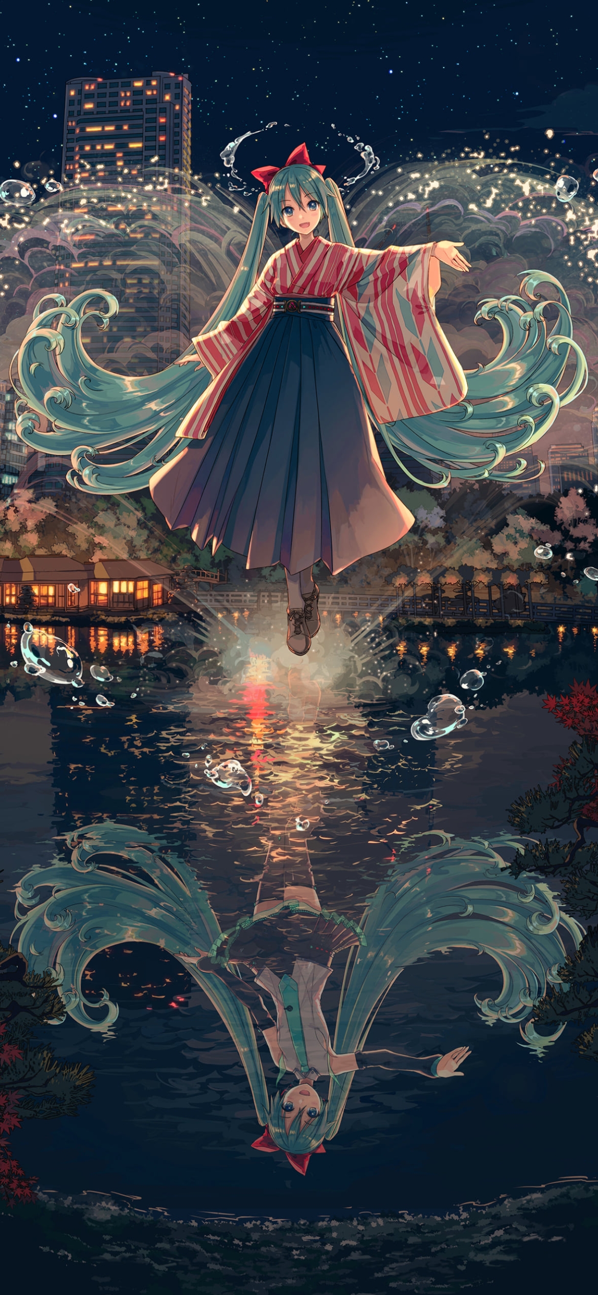 袴を着た宙を浮く初音ミク / 夜のビル群 / ボカロ / ボーカロイドの1170 x 2532 / スマホ壁紙