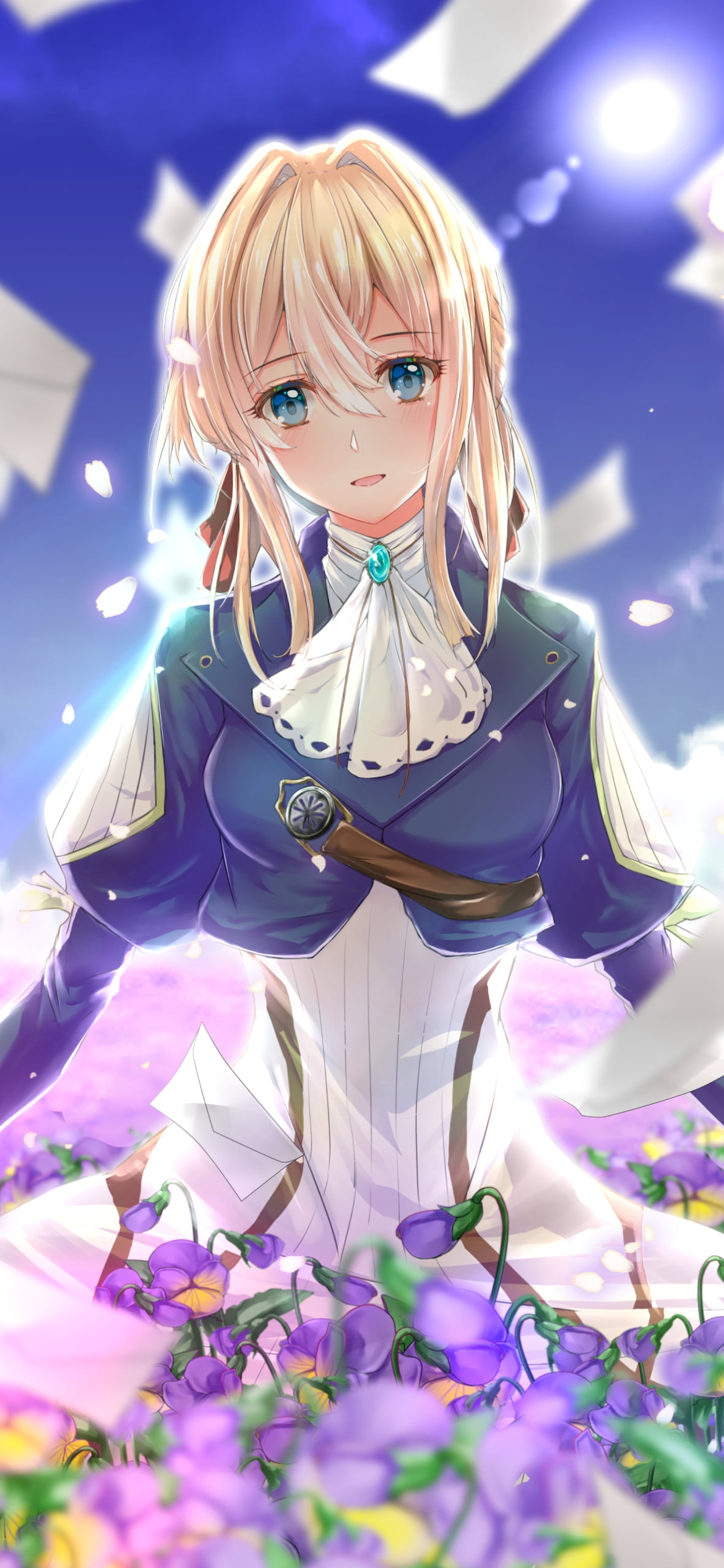 ラベンダー畑に佇むヴァイオレット・エヴァーガーデン / 空に舞う便箋の1170 x 2532 / スマホ壁紙