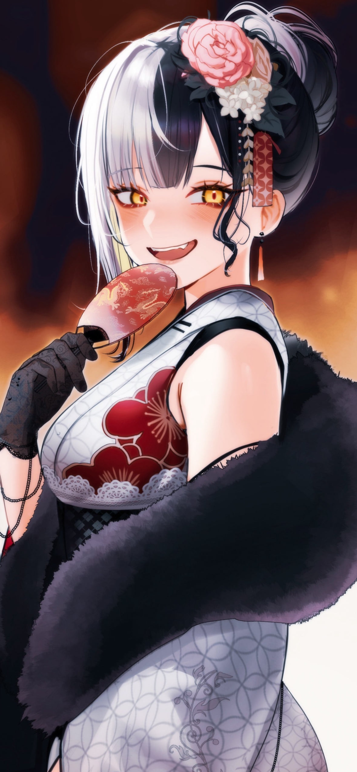 団扇を持ち微笑むシオリ・ノヴェラ / ホロライブ / バーチャルYouTuber / Vtuberの1170 x 2532 / スマホ壁紙