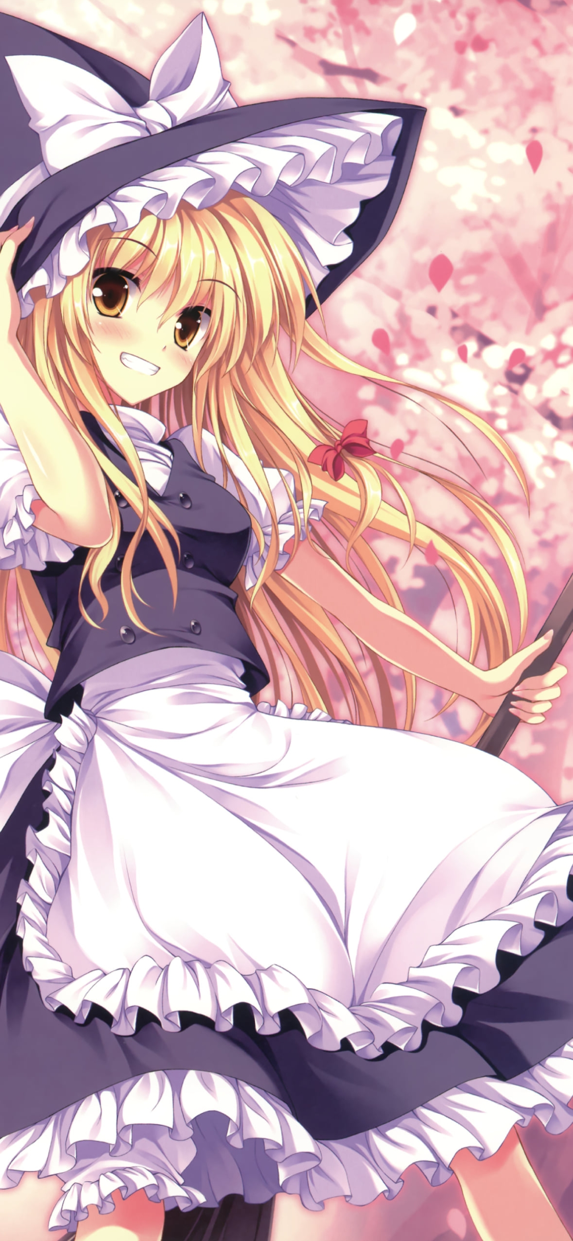 満開の桜の下で帽子を抑えるメイド姿の霧雨魔理沙 / 東方の1170 x 2532 / スマホ壁紙
