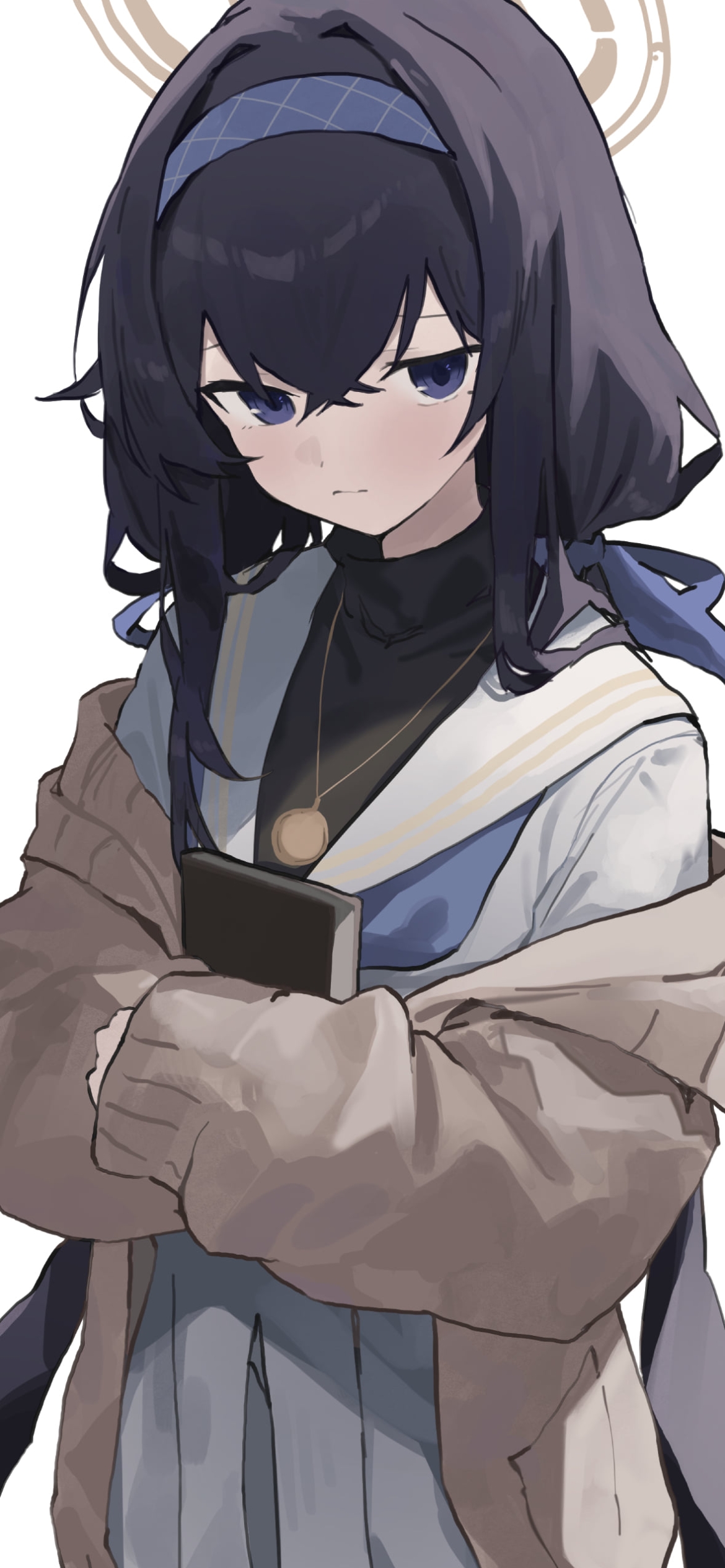 黒い本を持つ古関ウイ / ブルーアーカイブの1170 x 2532 / スマホ壁紙