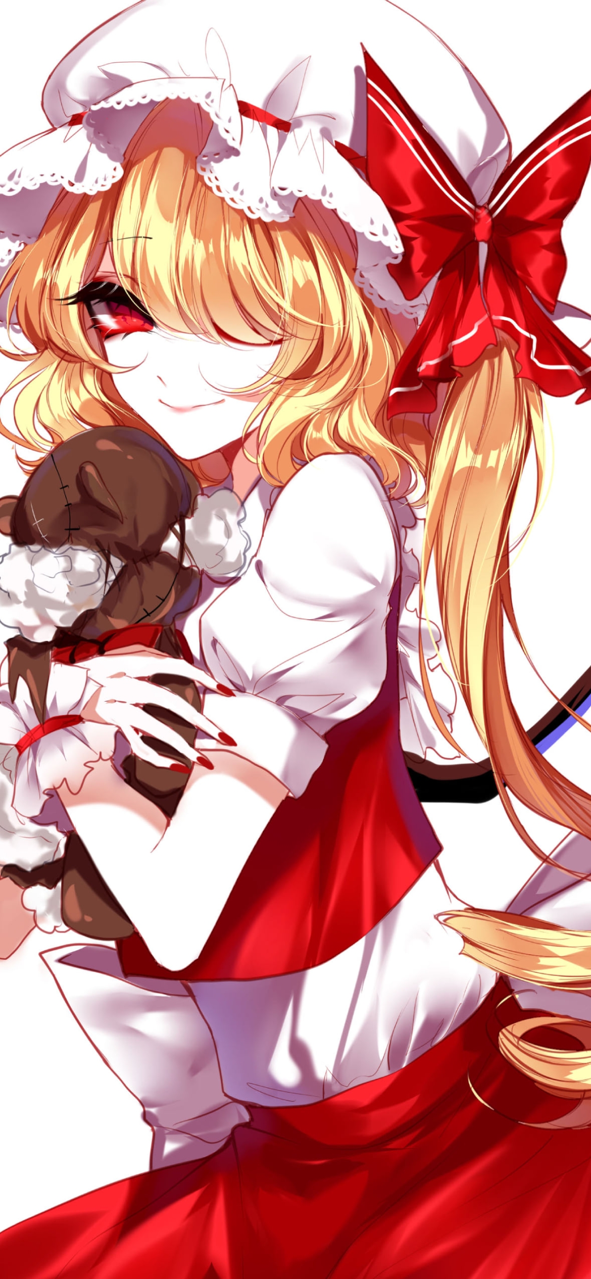 クマのぬいぐるみを抱いてウィンクするフランドール・スカーレット / 東方の1170 x 2532 / スマホ壁紙