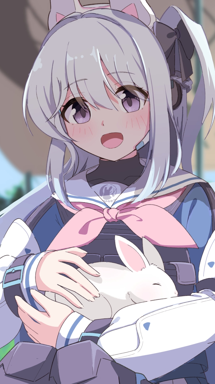 兎を抱っこする月雲ミヤコ / ブルーアーカイブの750 x 1334 / スマホ壁紙