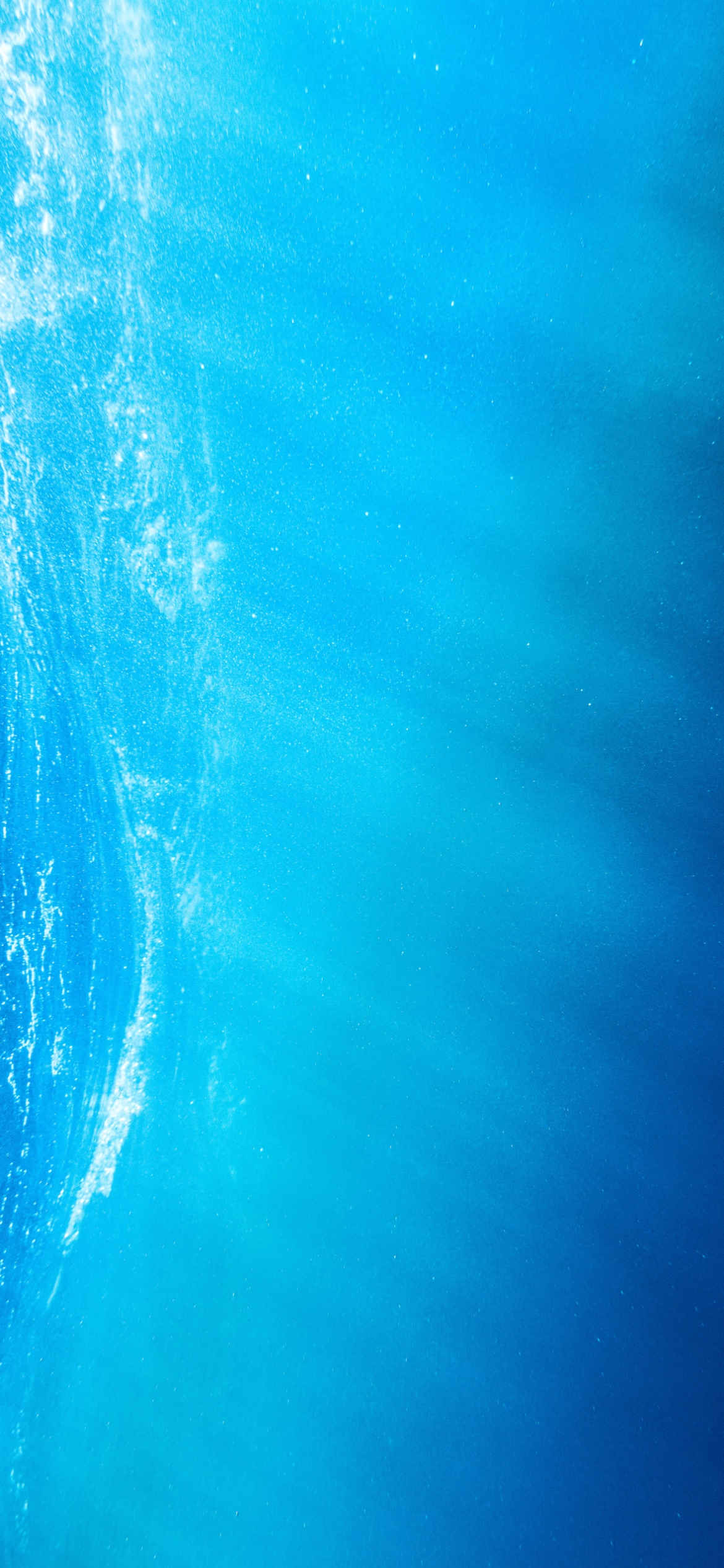 光り射す海の中 / 綺麗 / 水色の1170 x 2532 / スマホ壁紙