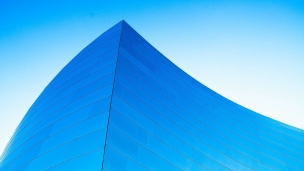 青の建物のデスクトップPC用の壁紙