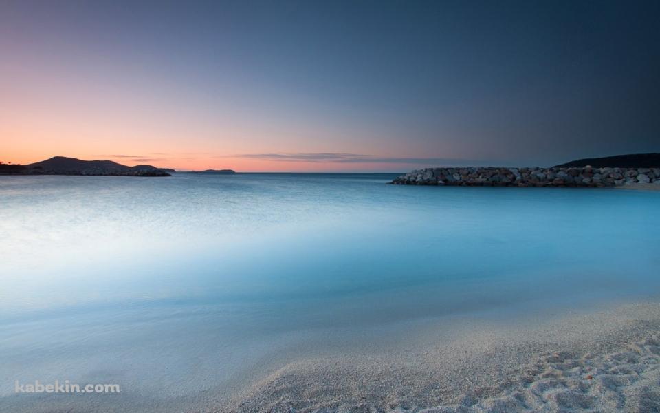 早朝の砂浜の壁紙(960px x 600px) 高画質 PC・デスクトップ用