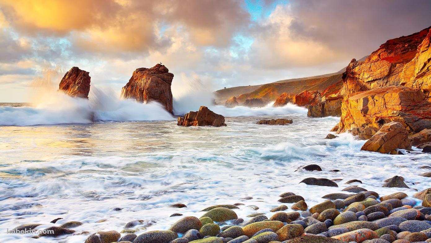 カリフォルニアの荒い海の壁紙(1391px x 783px) 高画質 PC・デスクトップ用