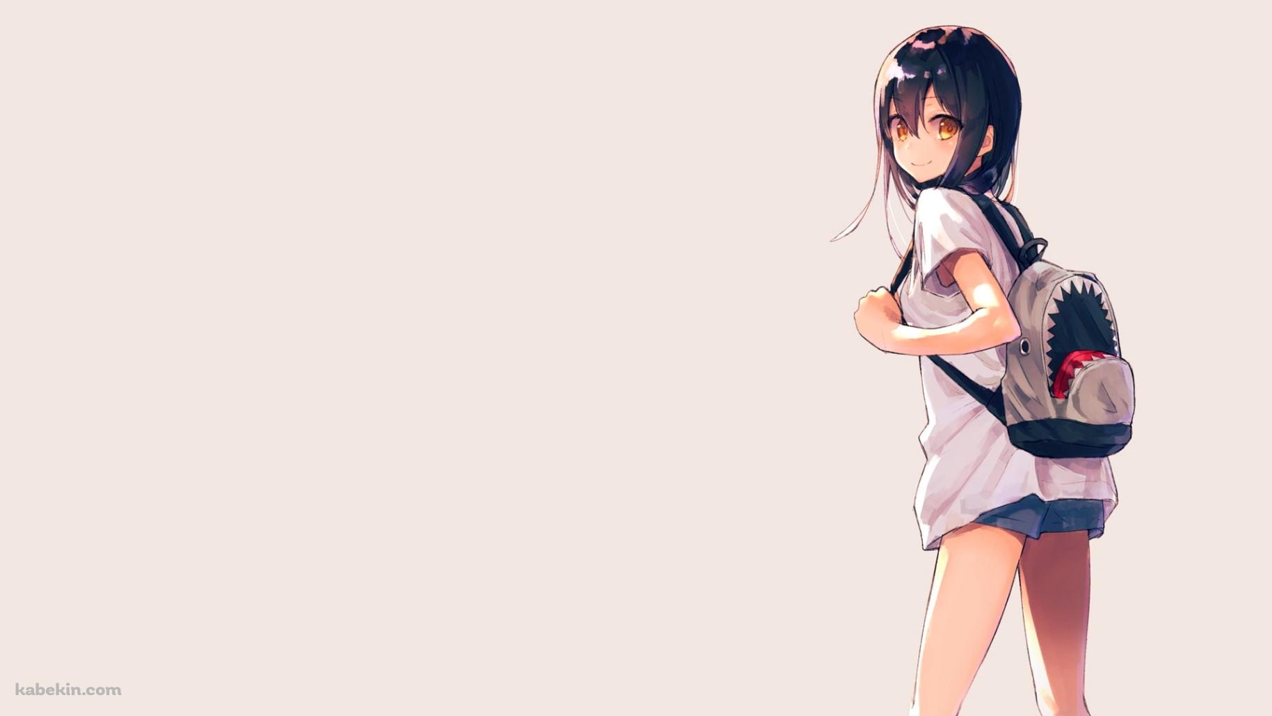 鮫のリュックを背負った女の子の壁紙(1829px x 1029px) 高画質 PC・デスクトップ用