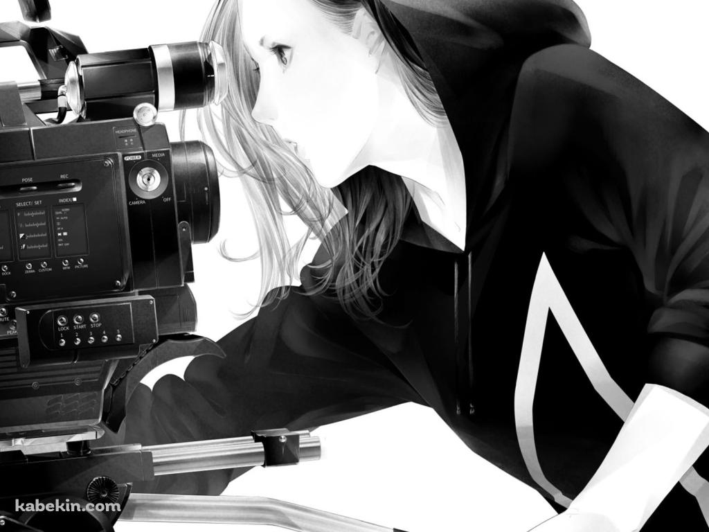 カメラを覗く女性の壁紙(1024px x 768px) 高画質 PC・デスクトップ用