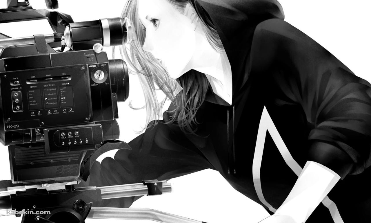 カメラを覗く女性の壁紙(1280px x 768px) 高画質 PC・デスクトップ用