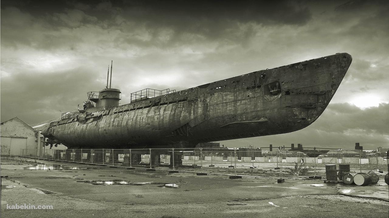 古い潜水艦の壁紙(1280px x 720px) 高画質 PC・デスクトップ用