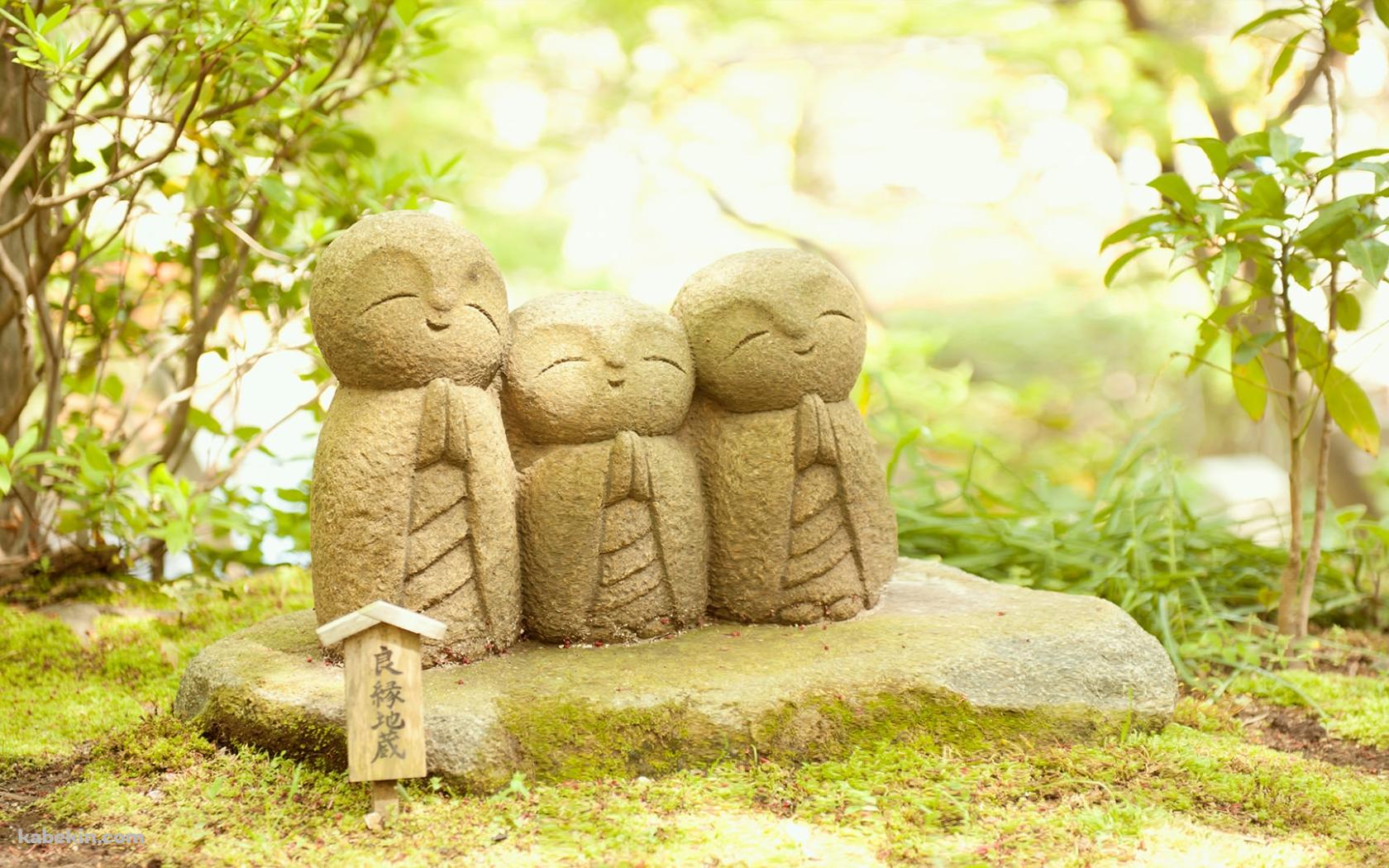 並んだ地蔵の壁紙(1680px x 1050px) 高画質 PC・デスクトップ用