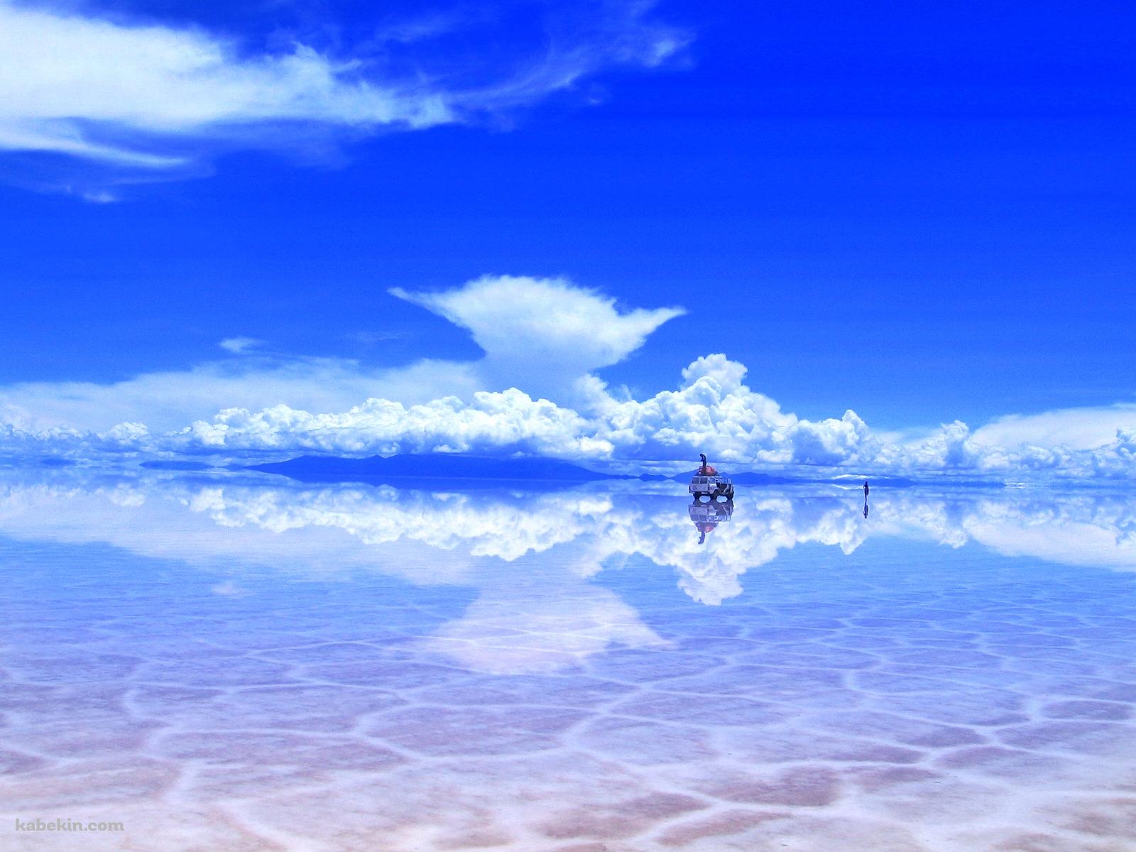 ウユニ湖 鏡面する空の壁紙(1600px x 1200px) 高画質 PC・デスクトップ用