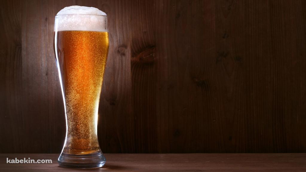 冷えたビールの壁紙(1024px x 576px) 高画質 PC・デスクトップ用