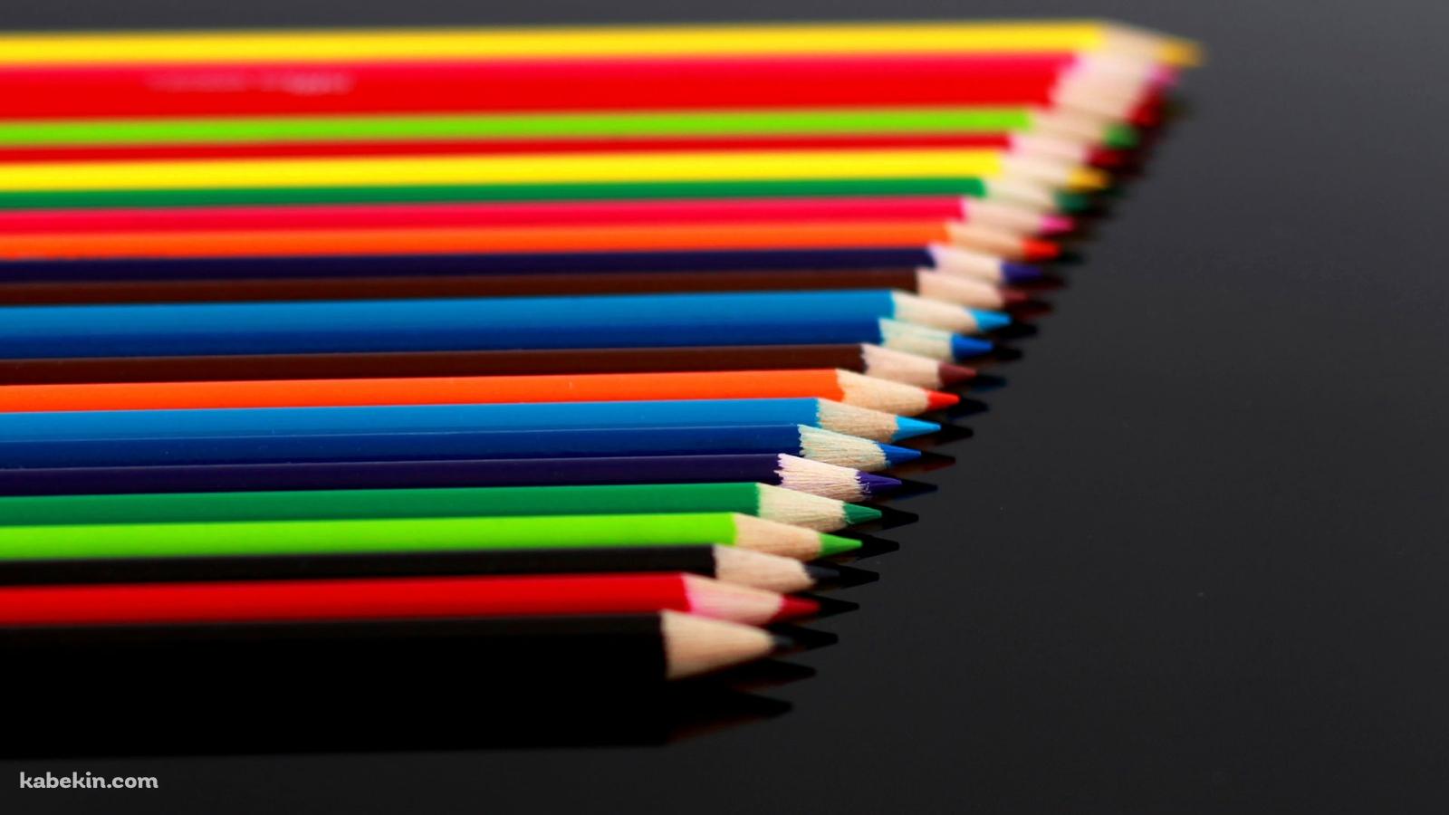 カラフルな色鉛筆の壁紙(1600px x 900px) 高画質 PC・デスクトップ用