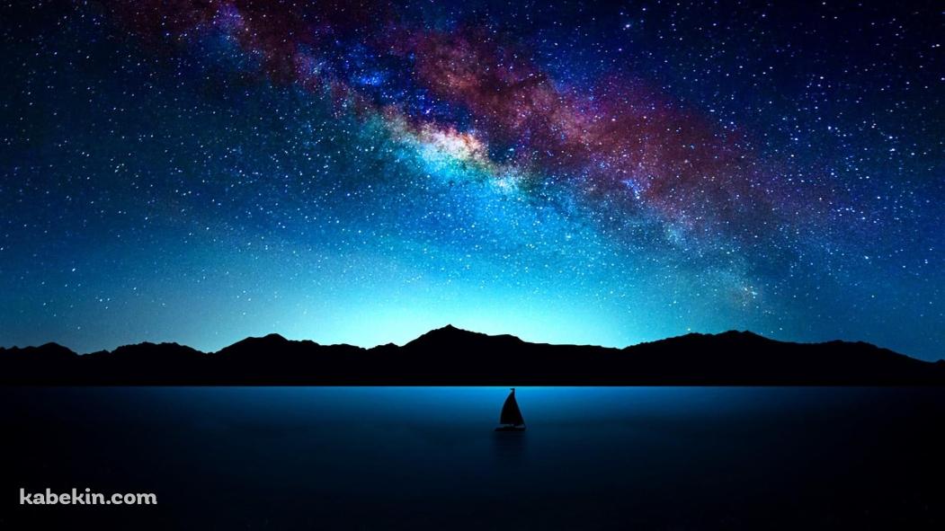 海とヨットと銀河の壁紙(1051px x 591px) 高画質 PC・デスクトップ用