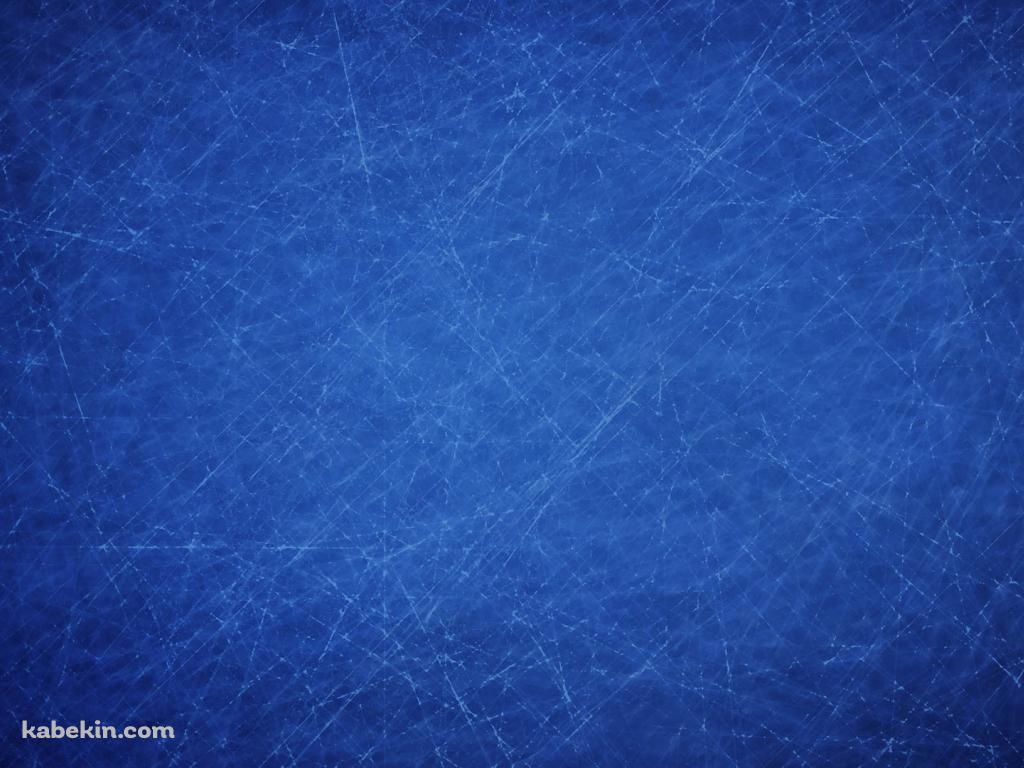 傷が付いた青一面の壁紙(1024px x 768px) 高画質 PC・デスクトップ用