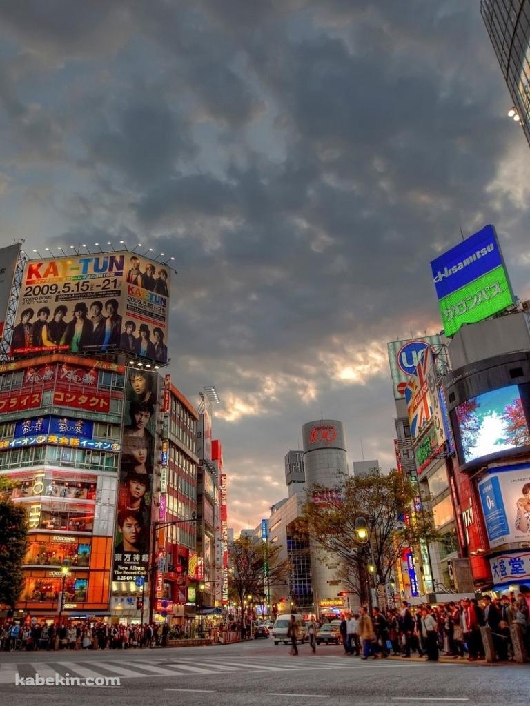 渋谷 スクランブル交差点の壁紙(768px x 1024px) 高画質 PC・デスクトップ用