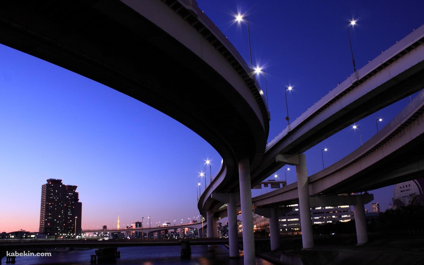 夜の高架下の壁紙(1440px x 900px) 高画質 PC・デスクトップ用