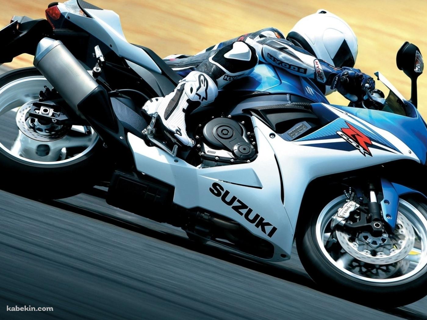 SUZUKI バイク コーナーリングの壁紙(1400px x 1050px) 高画質 PC・デスクトップ用