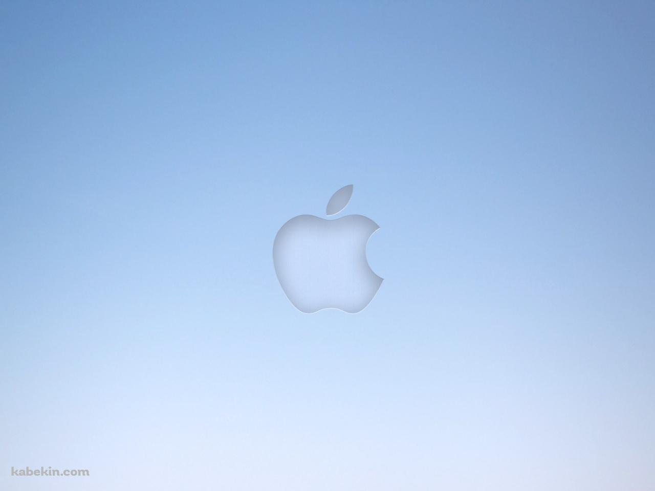 淡い水色のAppleロゴ グラデーションの壁紙(1280px x 960px) 高画質 PC・デスクトップ用