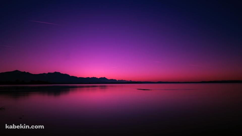 赤紫の景観 湖 山の壁紙(960px x 540px) 高画質 PC・デスクトップ用