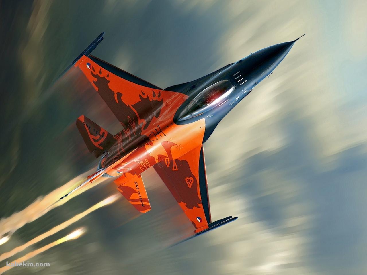 かっこいい戦闘機 F-16の壁紙(1280px x 960px) 高画質 PC・デスクトップ用